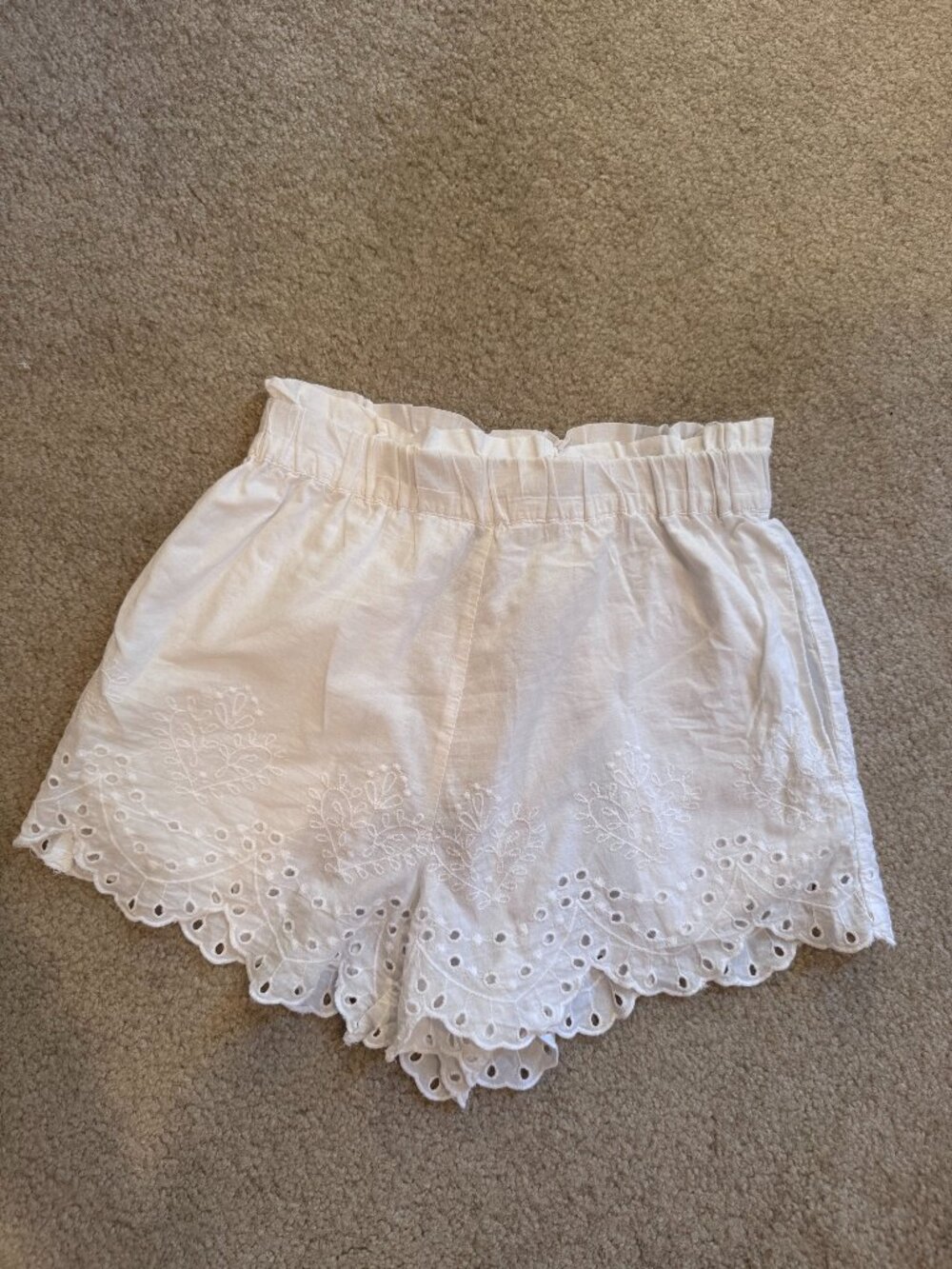 White broderie H&M shorts XS